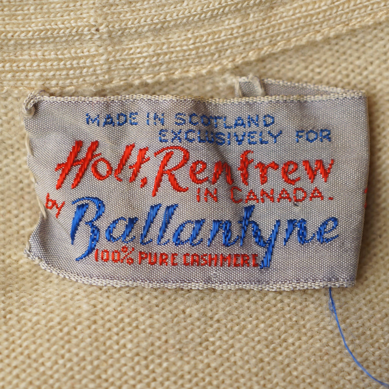 Vintage 1960s Ballantyne Scottish Cashmere Intarsia Sweater Beige Size M 36 - Poppy's Vintage Clothing