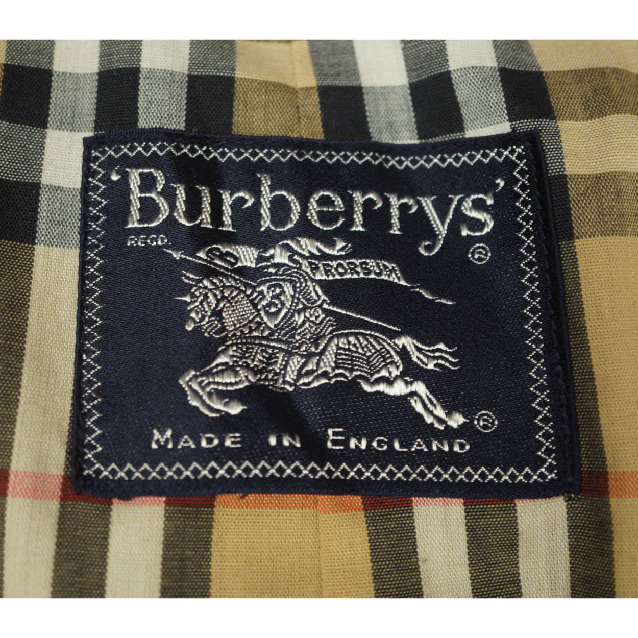 Vintage Burberrys Prorsum Classic Trenchcoat Rain Coat Unisex M L Short - Poppy's Vintage Clothing