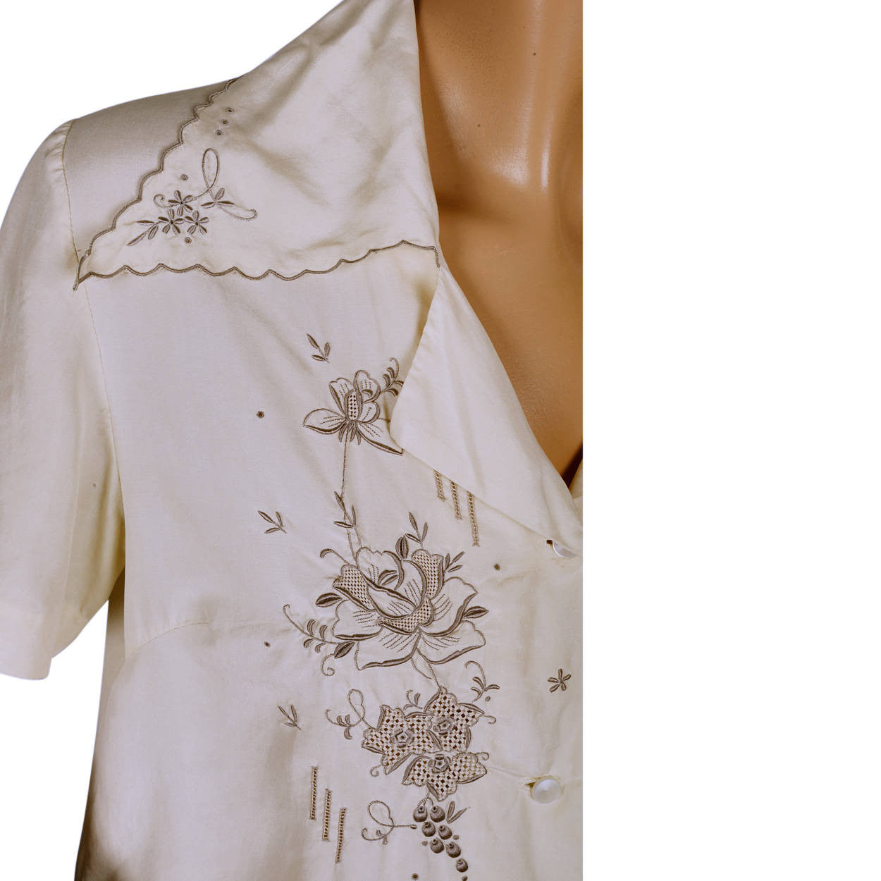 Vintage 60s Chinese Embroidered Pure Silk Blouse Size M - Poppy's Vintage Clothing