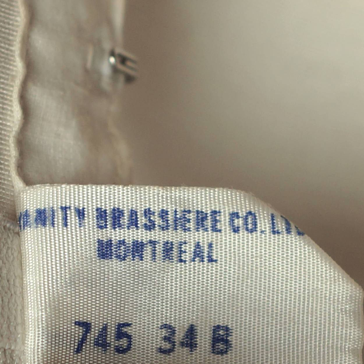 Vintage 1950s Strapless Dress Bullet Bra Corette Vanity Brassiere Montreal 34B - Poppy's Vintage Clothing
