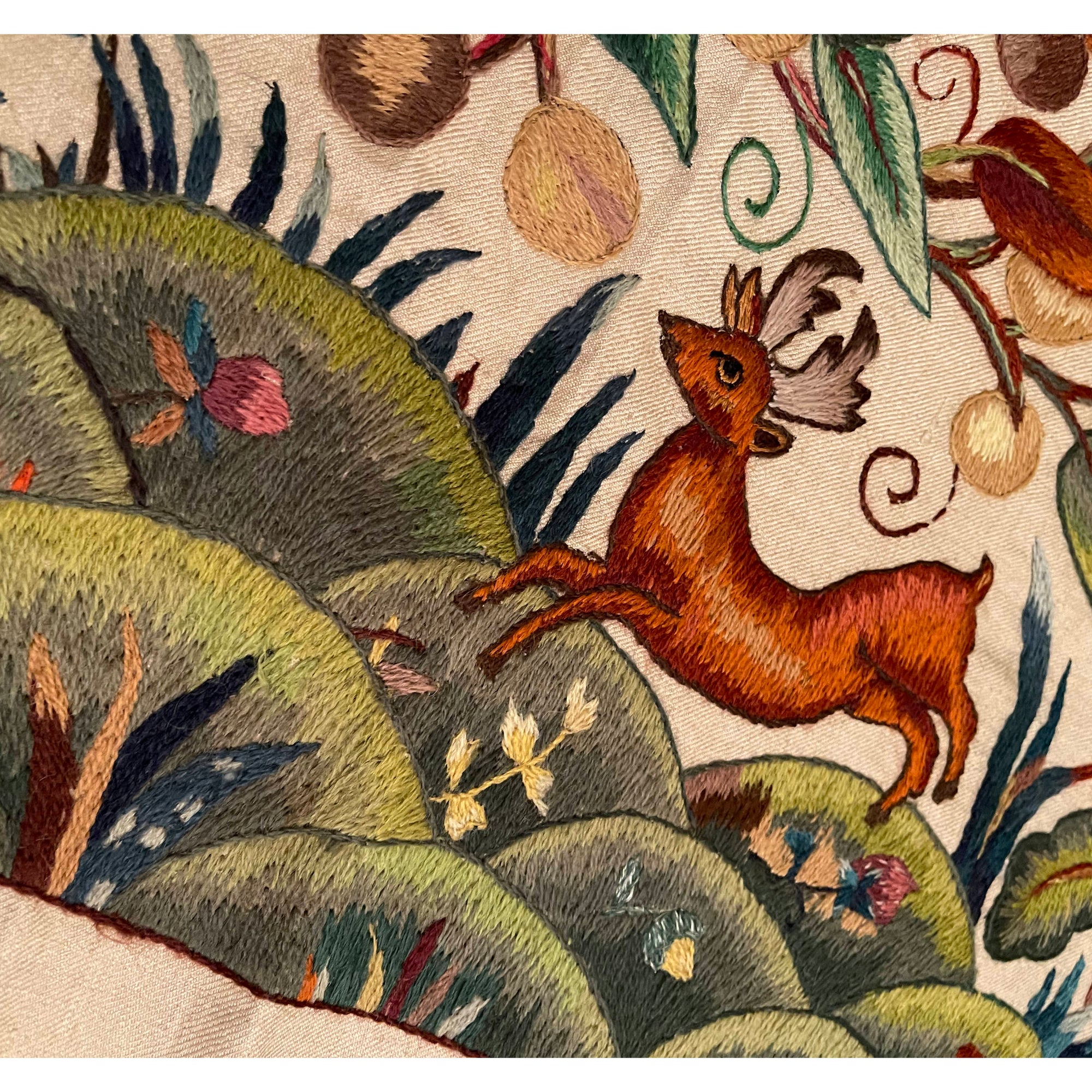 Vintage 1920s Crewel Embroidery Bedspread Embroidered Linen