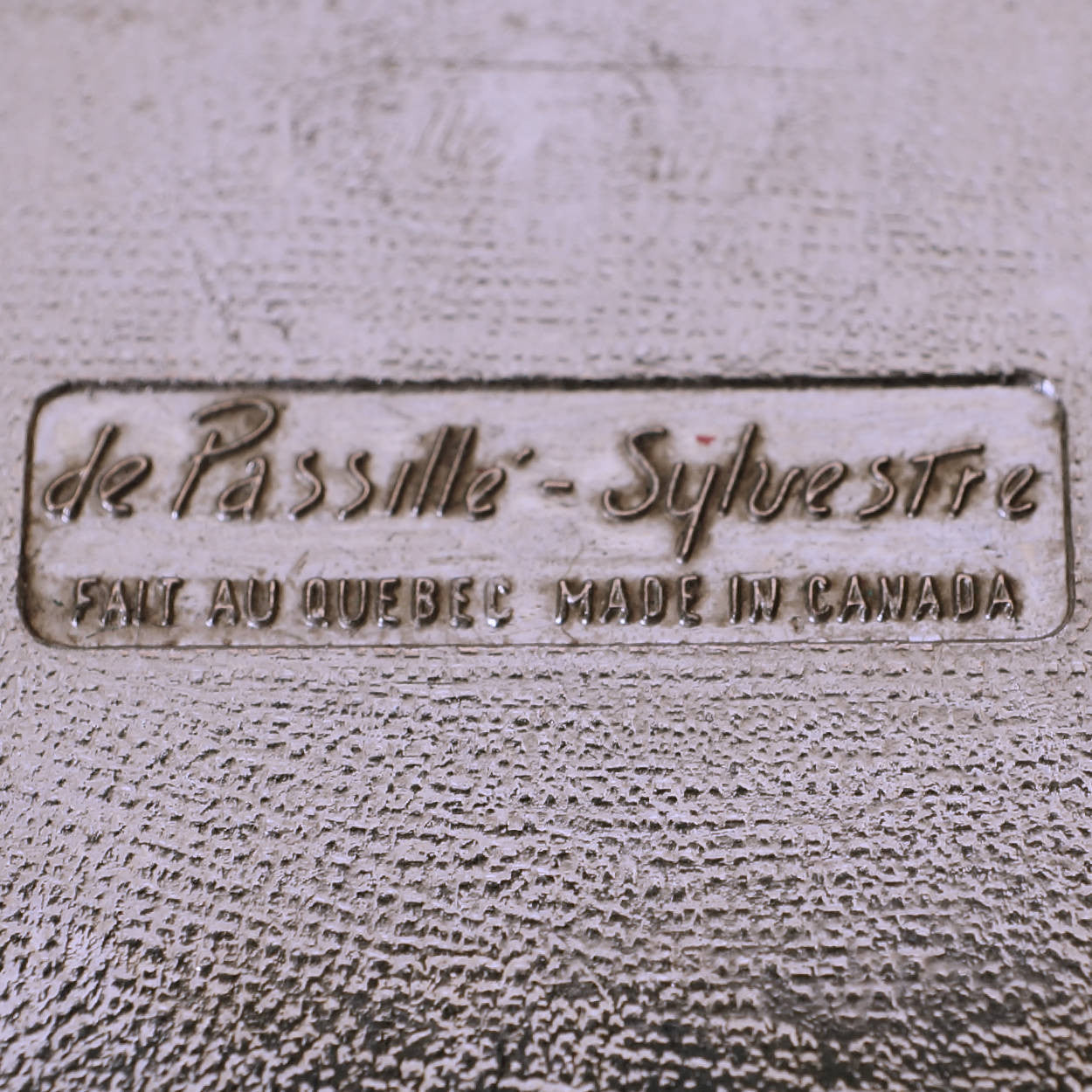 Modernist de Passille Sylvestre Enamel Pendant Necklace Bird Design Quebec Artisans - Poppy's Vintage Clothing