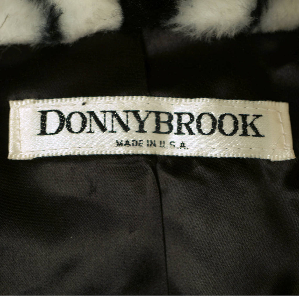 Vintage 1980s Donnybrook Faces Faux Fur Coat Flapper Girls Acrylic Pile Novelty Print - Poppy's Vintage Clothing