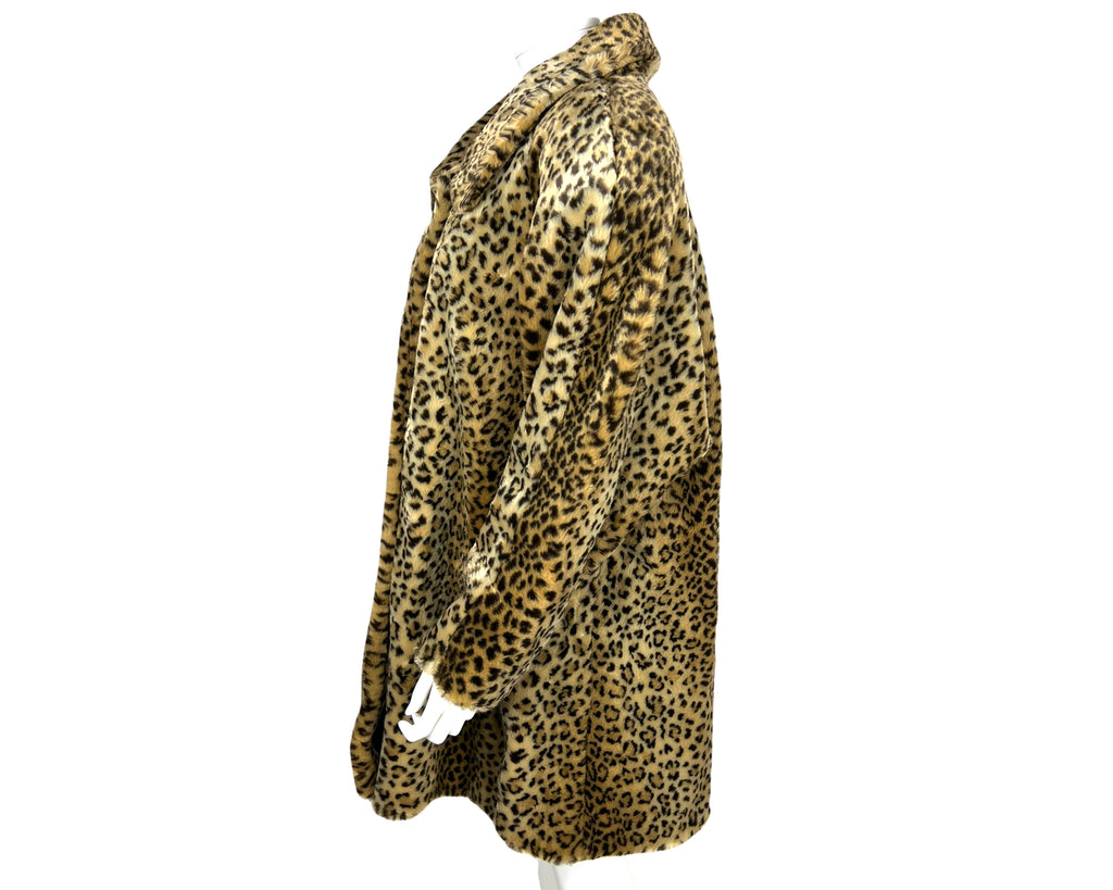 Vintage 1980s Ladies Donnybrook Faux Fur Coat Leopard Print