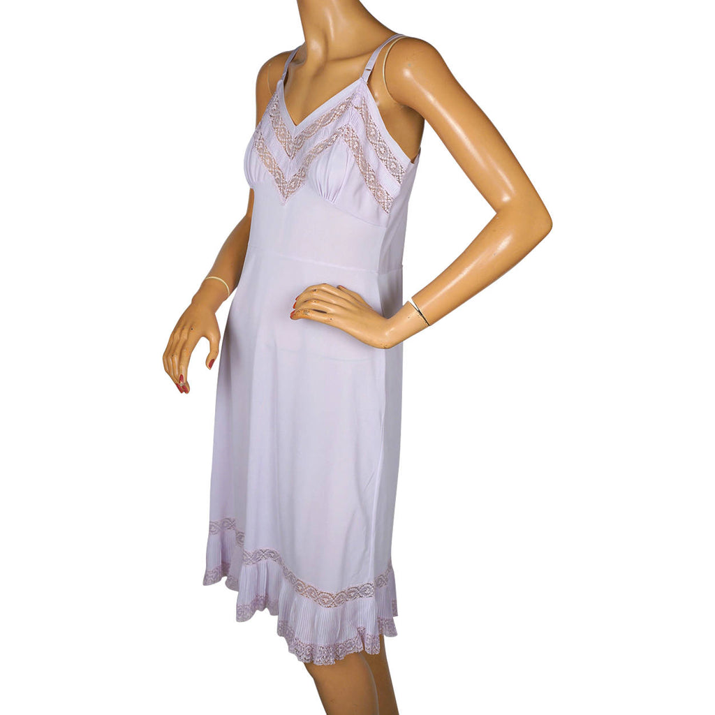 Vintage 50s Lavender Nylon Slip by Dorsay Size L 38 Bust - Poppy's Vintage Clothing