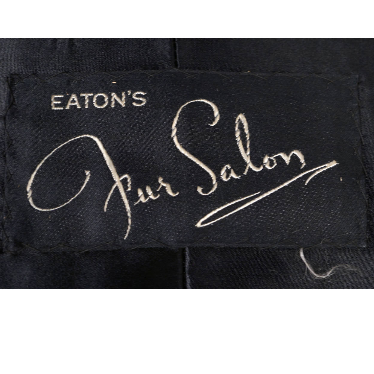 Vintage 1950s Silver Fox Fur Stole Large Shoulder Wrap 76” x 10” 50s Glamour - Poppy's Vintage Clothing