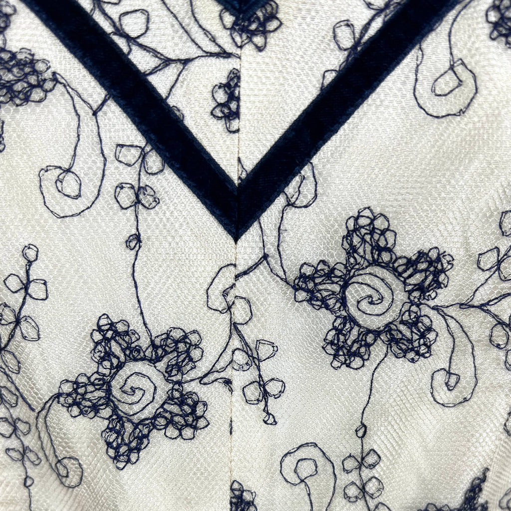 Vintage 1950s Tulle Dress w Embroidered Netting Size M