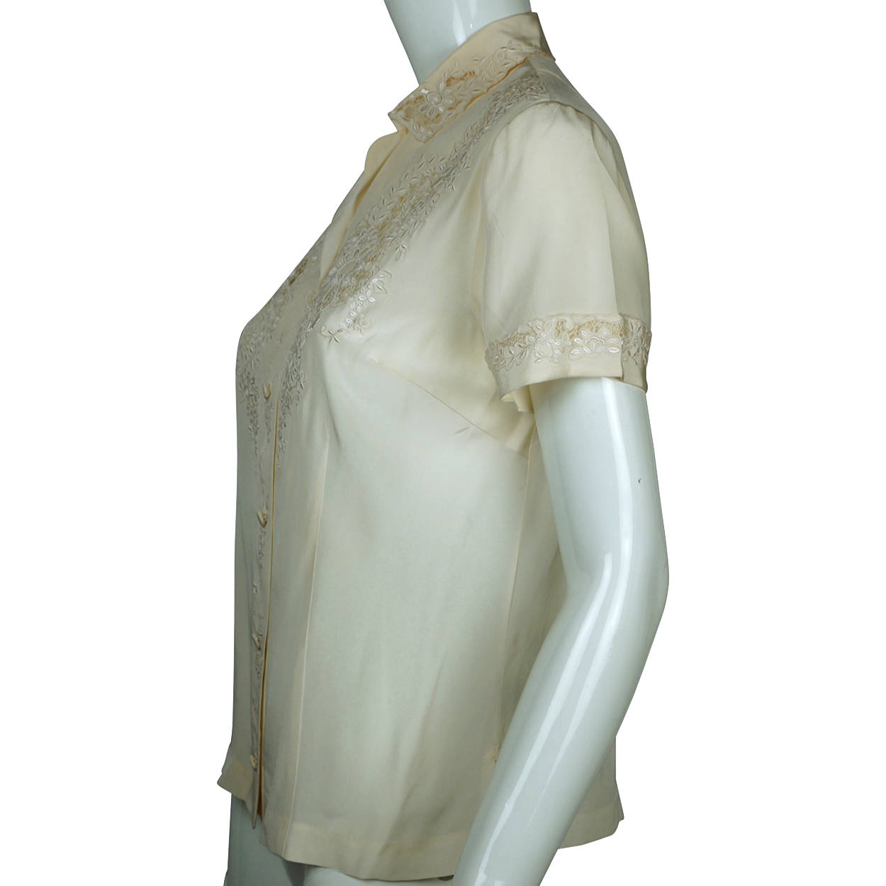 Vintage 1960s Floral Embroidered Pure Silk Blouse Short Sleeve Shirt Size M 36 - Poppy's Vintage Clothing