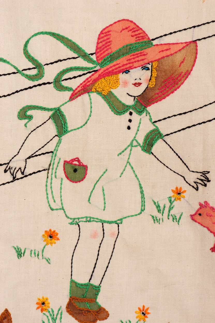 Vintage Embroidery of Farm Animals Wall Hanging or Crib Cover - Poppy's Vintage Clothing