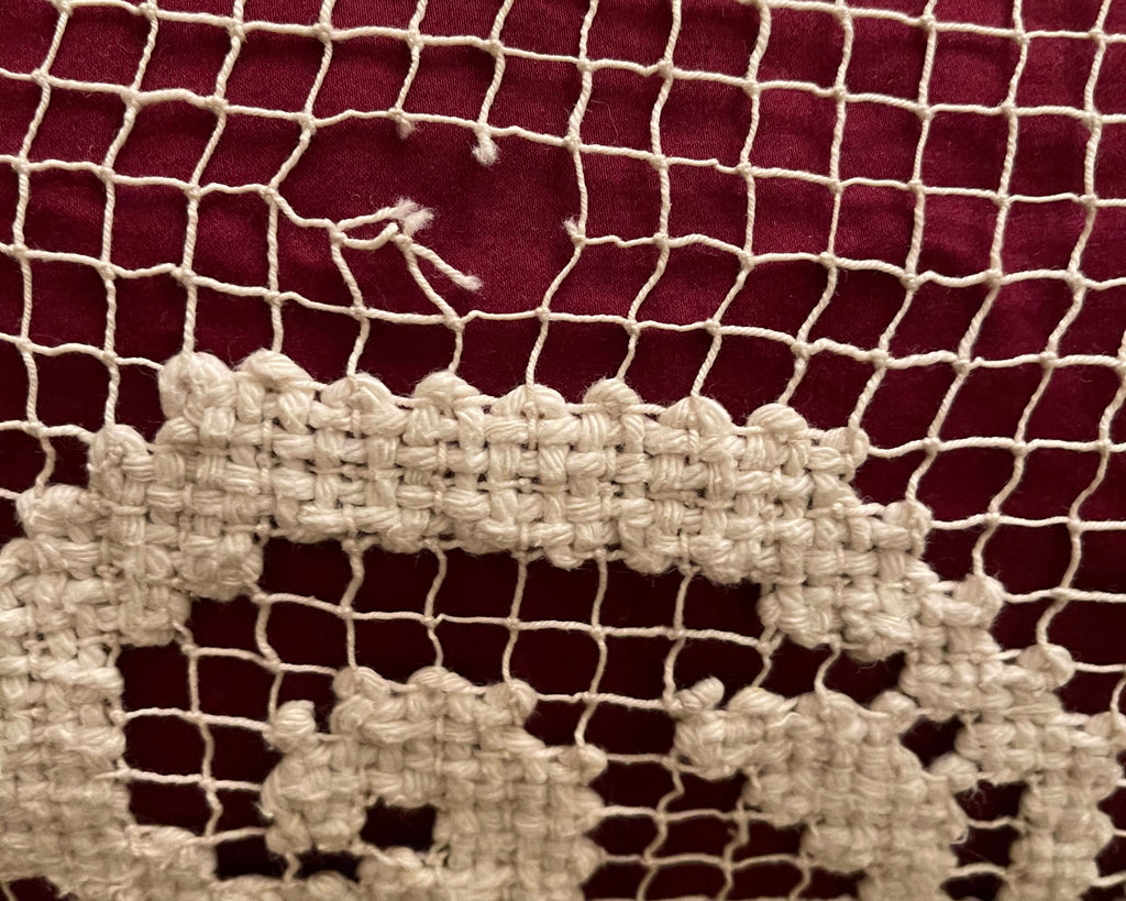 Antique Handmade Lace Bedspread Fishermans Net Filet Lacis