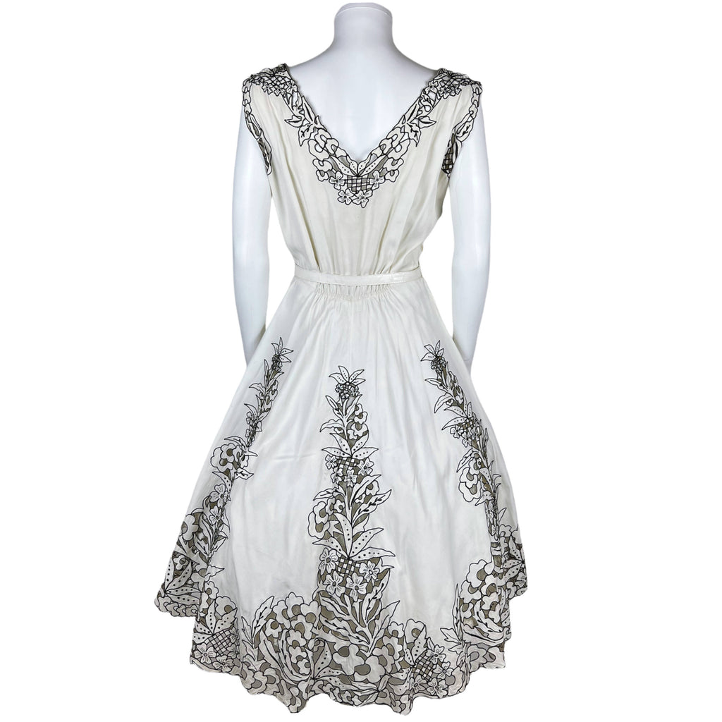 Vintage 1950s Dress White with Black Outlined Cutwork Size M