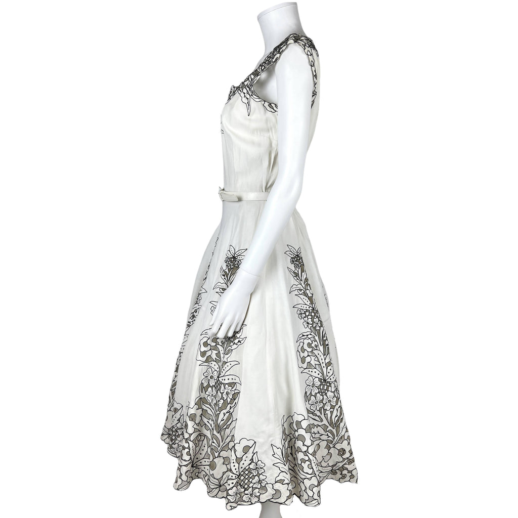 Vintage 1950s Dress White with Black Outlined Cutwork Size M