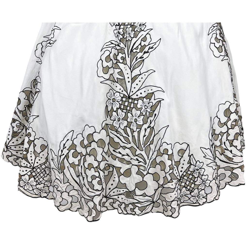 Vintage 1950s Dress White with Black Outlined Cutwork Size M