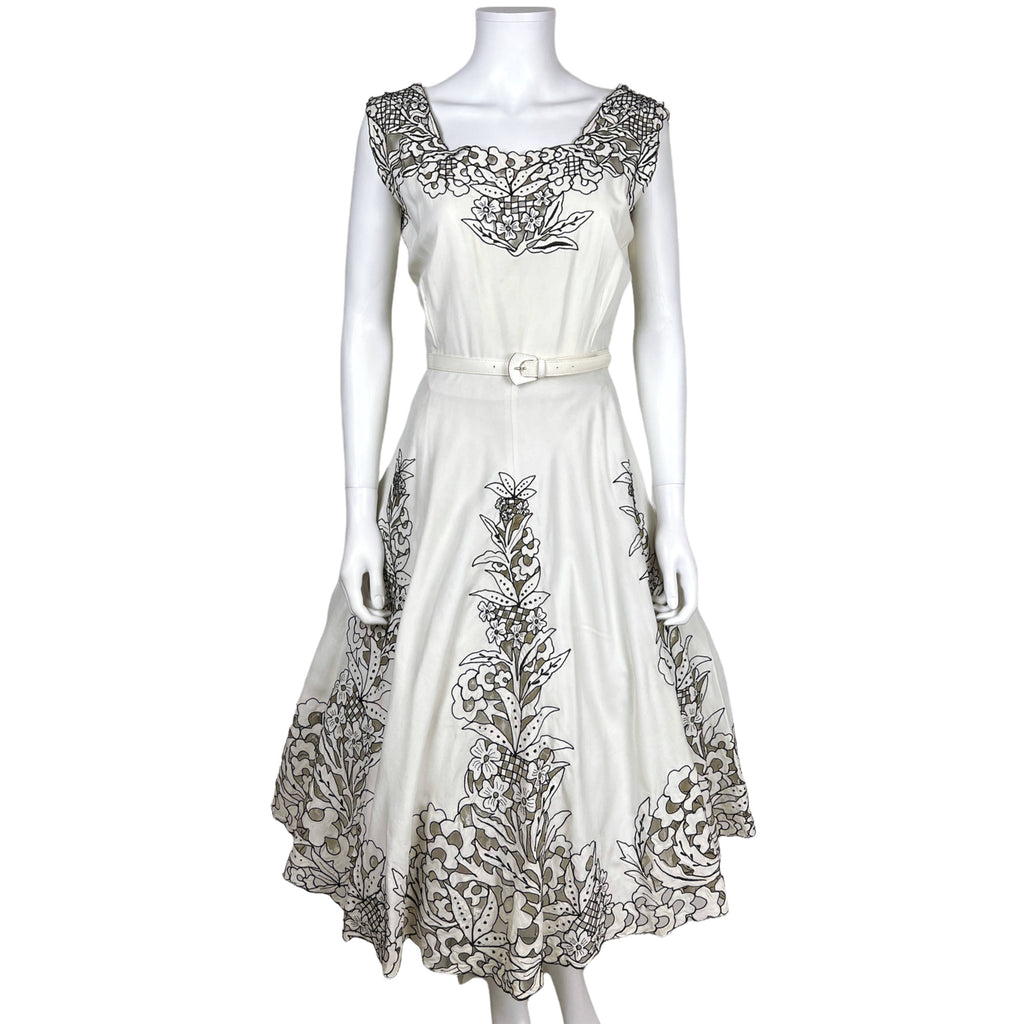 Vintage 1950s Dress White with Black Outlined Cutwork Size M