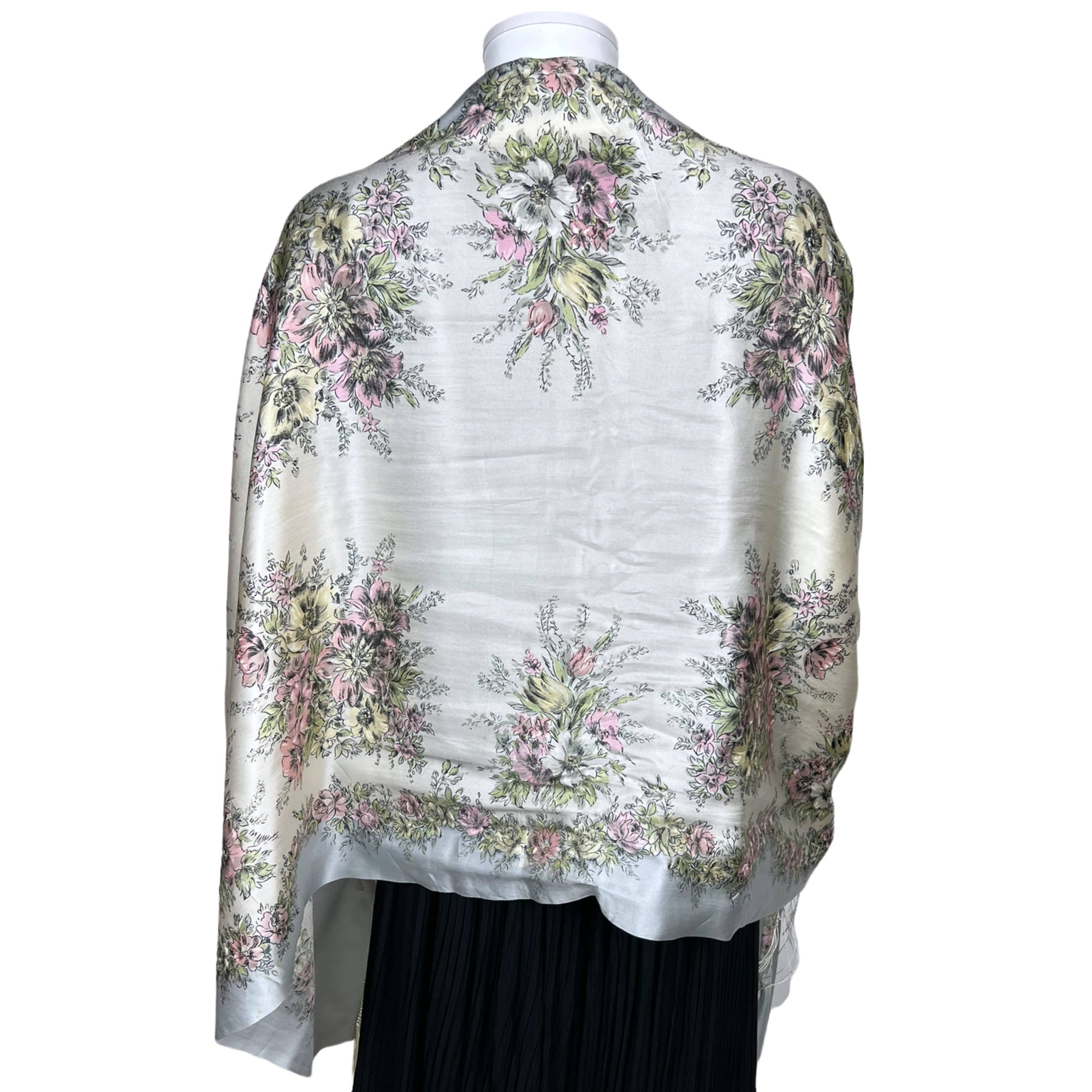 1930s Vintage Fringed Silk Shawl Floral Printed Wrap