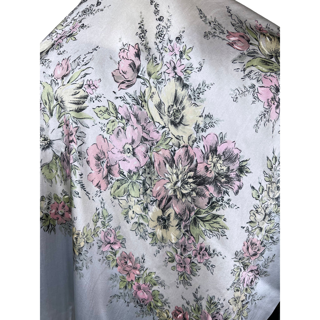 1930s Vintage Fringed Silk Shawl Floral Printed Wrap