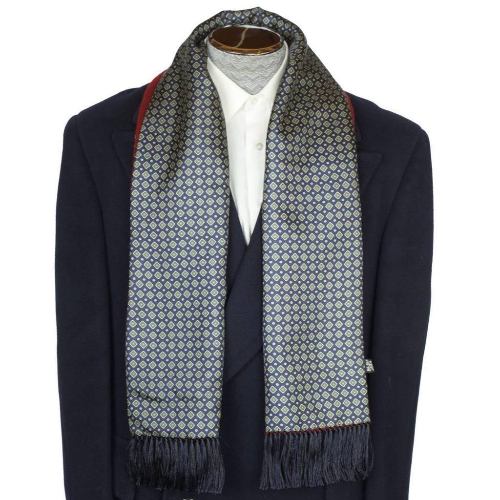Costume Rayé Bleu en Laine Premium - Tailored Suit Paris Costume Rayé Bleu en Laine Premium - Tailored Suit Paris