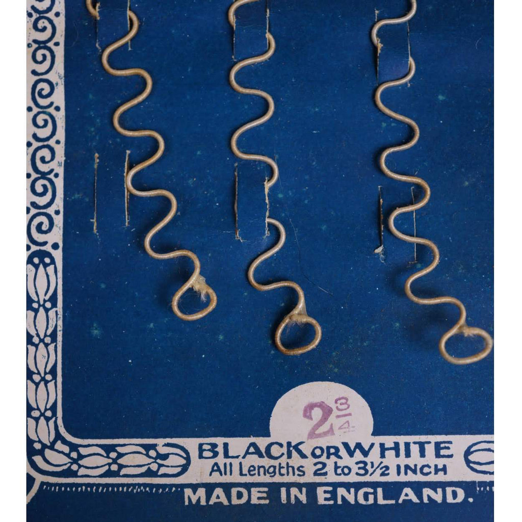 Antique Blouse Collar Supporter - Rare - on original card - Givease - Poppy's Vintage Clothing