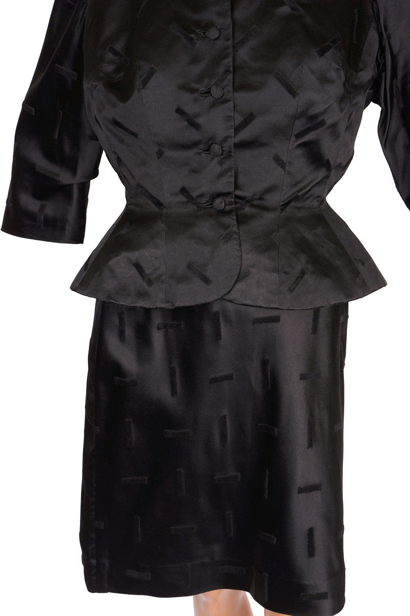 Vintage 1950s Black Silk Suit by Hattie Carnegie - S - Poppy's Vintage Clothing