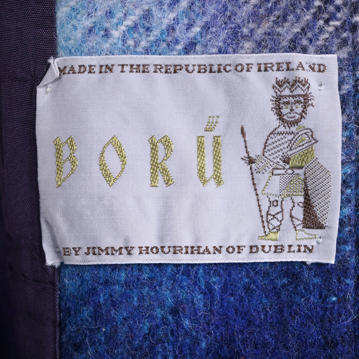 Vintage 1980s Irish Wool Tweed Coat Plaid Boru by Jimmy Hourihan Dublin Ireland M - Poppy's Vintage Clothing