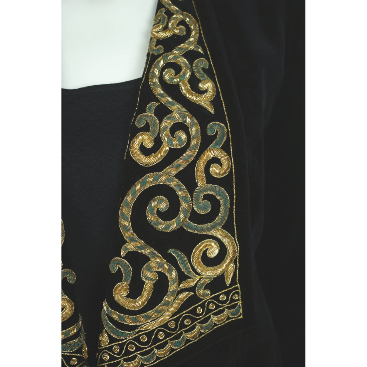 Vintage 80s Karl Lagerfeld Goldwork Black Velvet Jacket M 42 - Poppy's Vintage Clothing