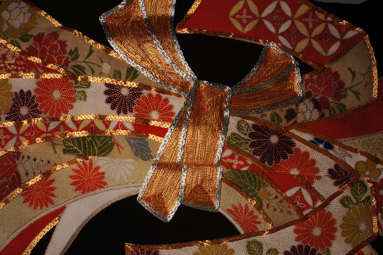Vintage Kimono Showa Period Geisha Hikizuri Trailing Kuro Tomesode - Poppy's Vintage Clothing