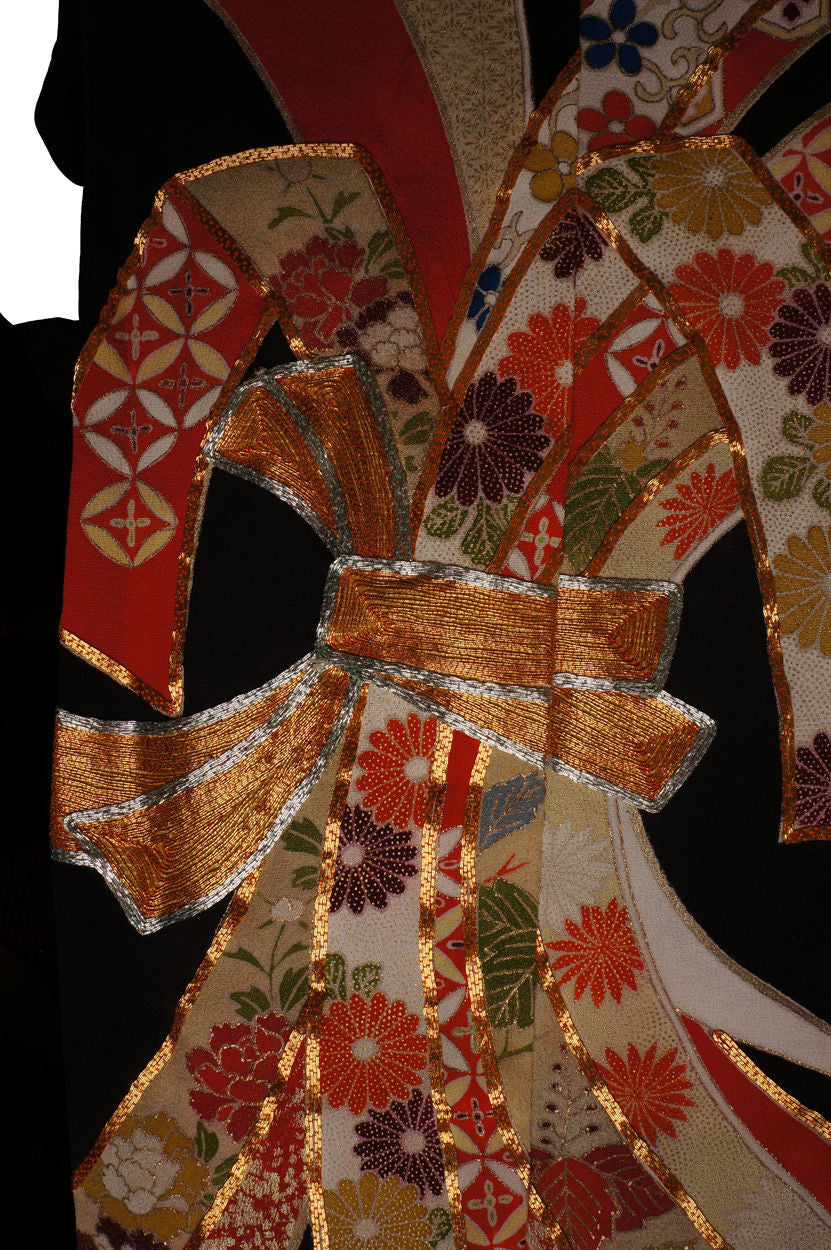 Vintage Kimono Showa Period Geisha Hikizuri Trailing Kuro Tomesode - Poppy's Vintage Clothing