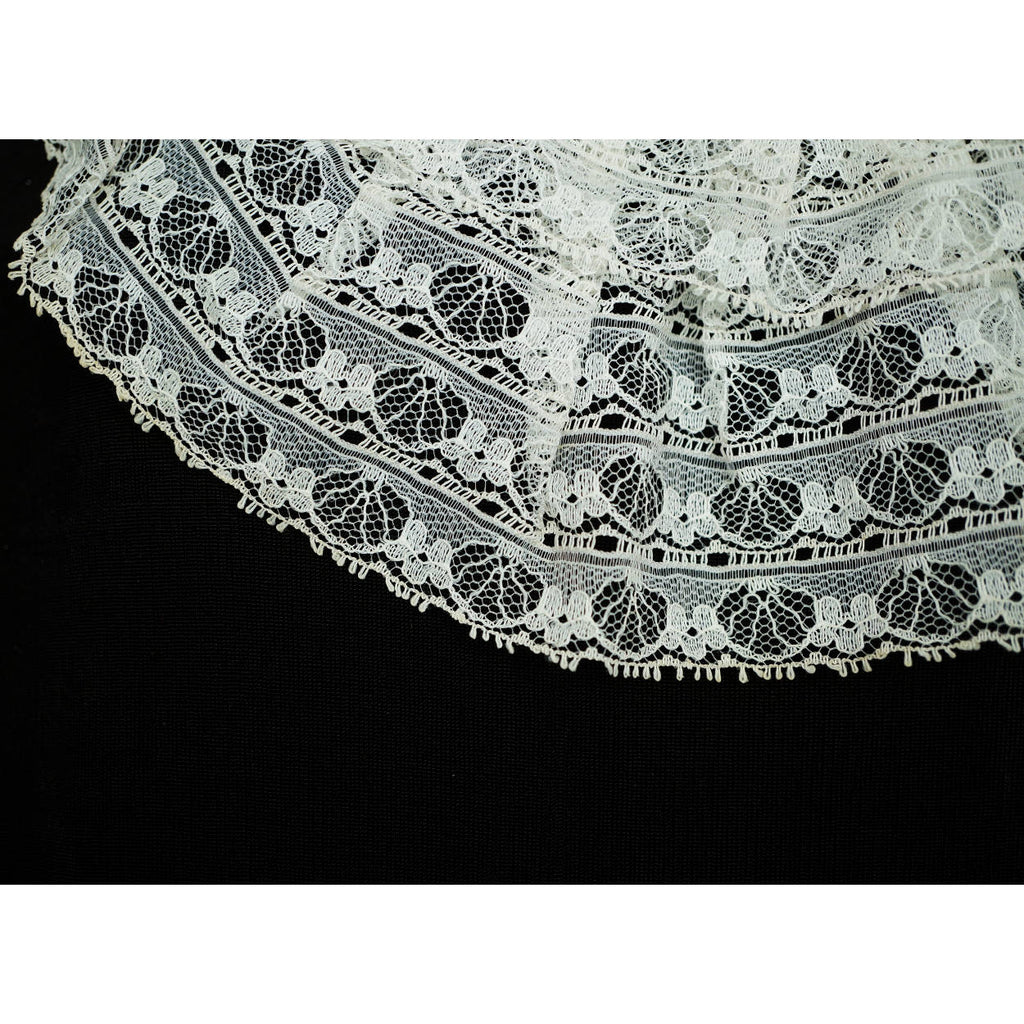 Vintage 1960s White Lace Jabot Frilly Collar Flounced Neck Bib - Poppy's Vintage Clothing