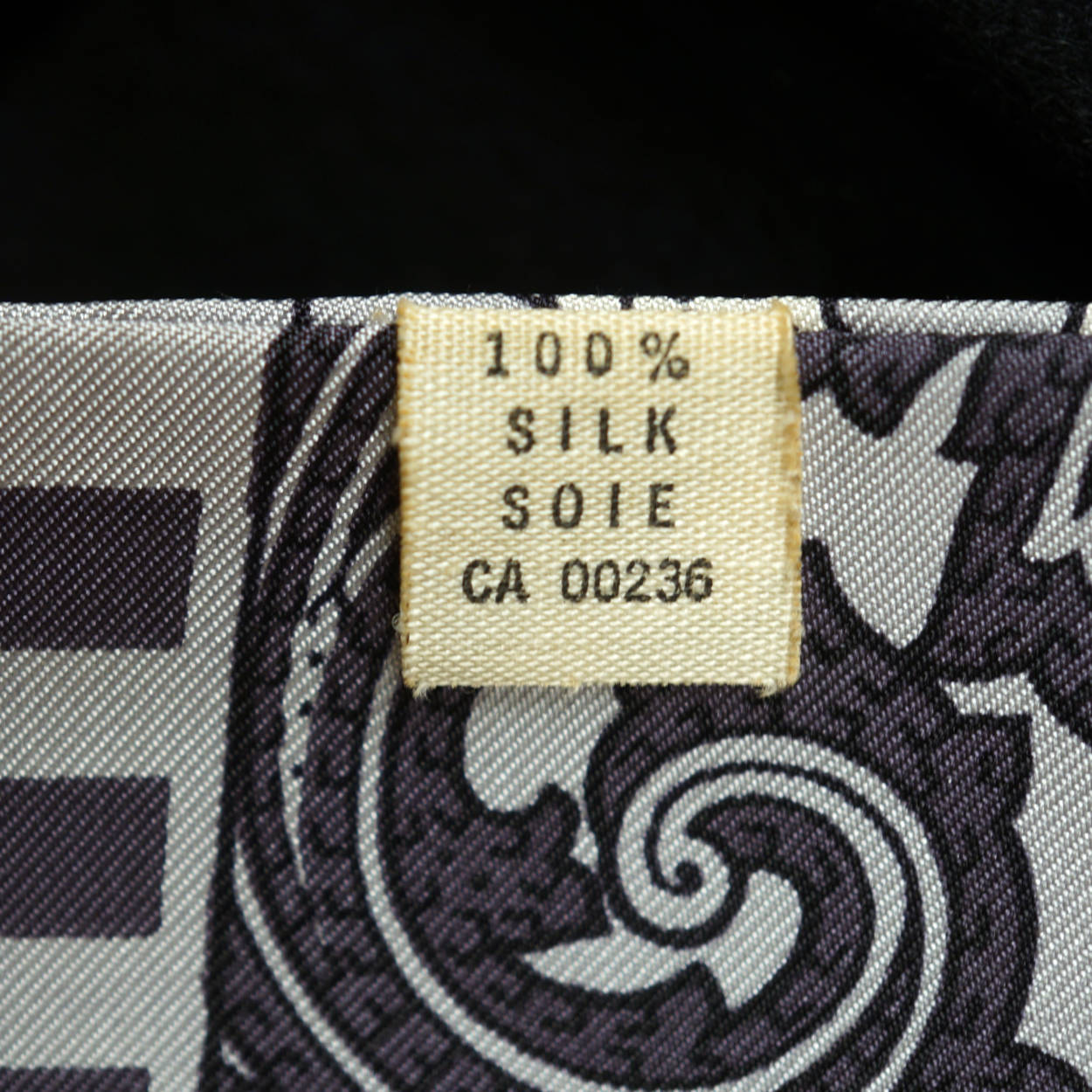 Vintage 1970s Lanvin Paris Mens Silk Dress Scarf Silver Grey w Paisley Pattern - Poppy's Vintage Clothing