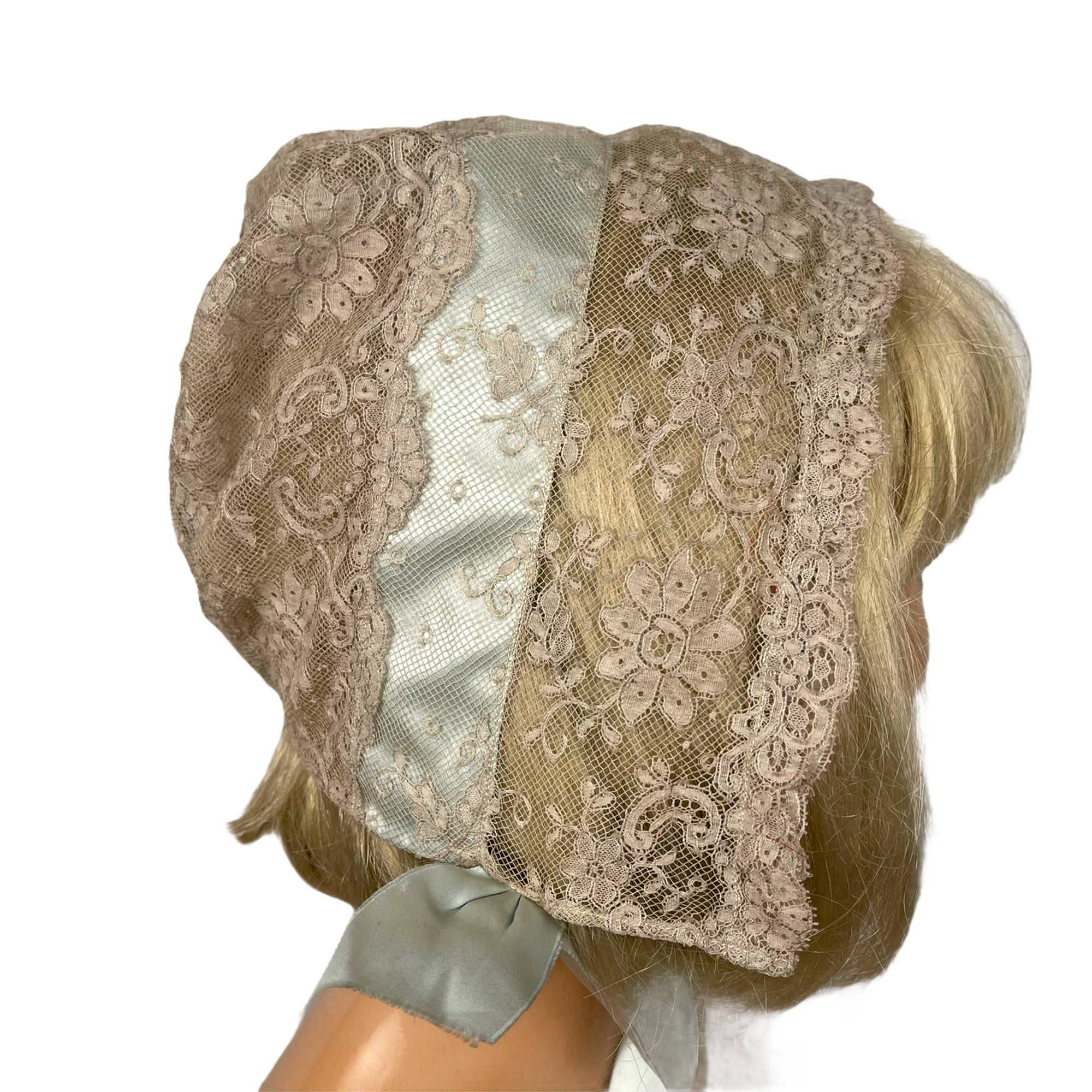 Vintage 1930s Lord & Taylor Chantilly Lace Night Bonnet
