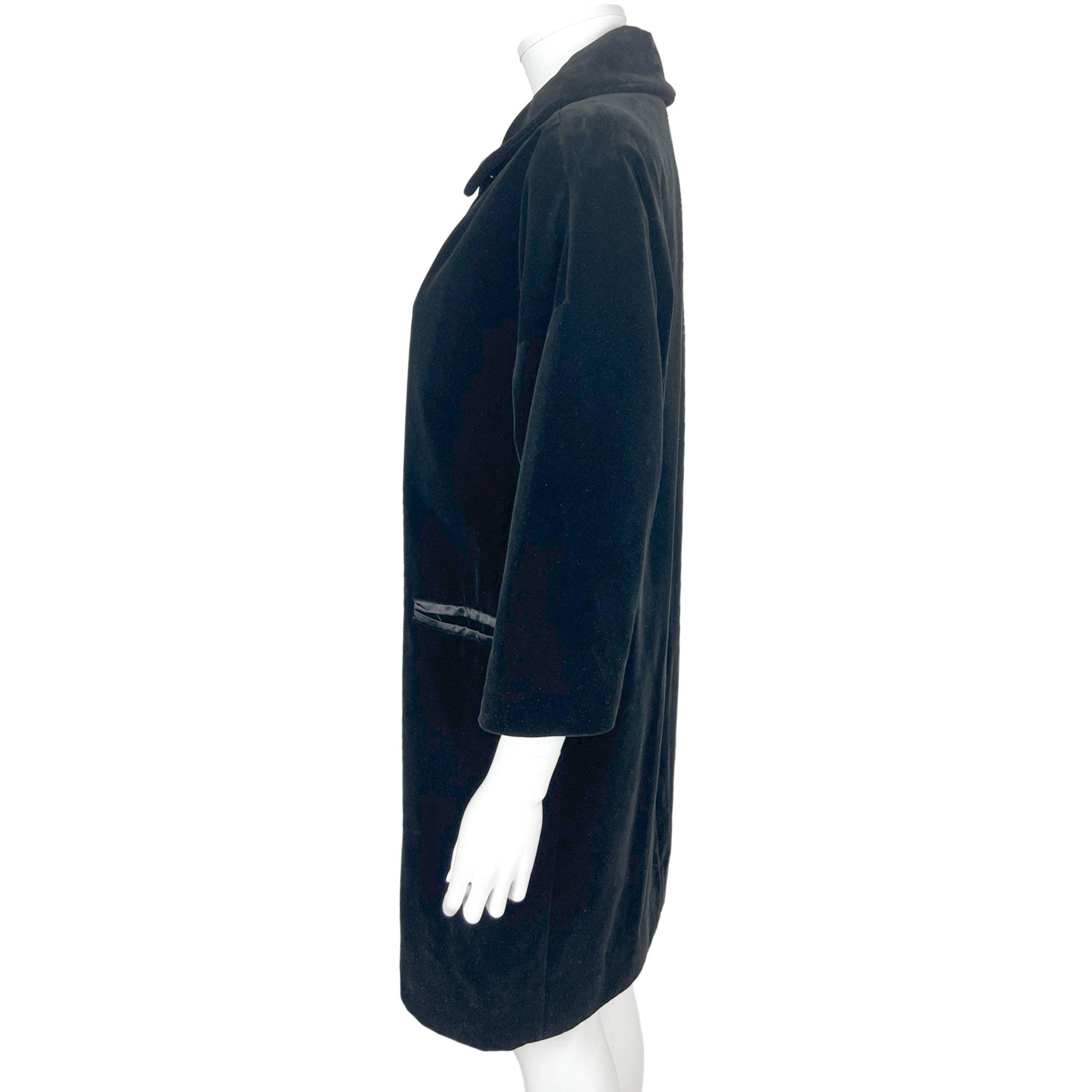 1960s Vintage Black Velvet Coat Lydia Sperlich Rainmaster M
