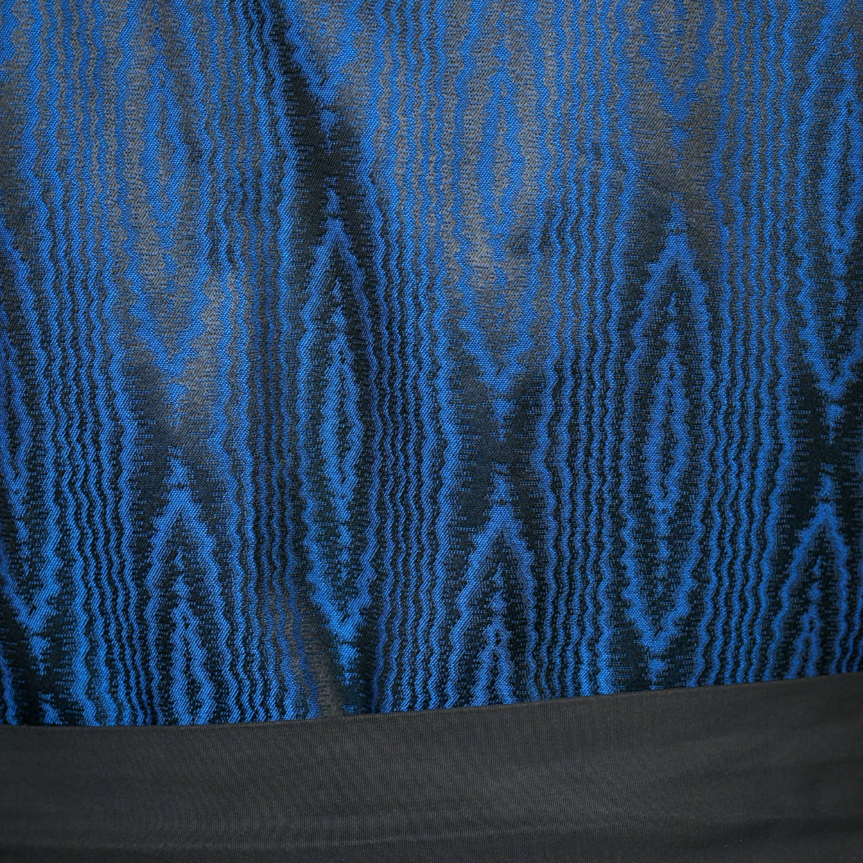 Vintage Majestic Smoking Jacket Robe Blue &amp; Black Moire 1950s 60s Size M - Poppy's Vintage Clothing