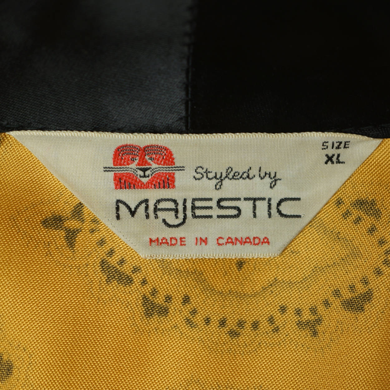 Vintage 60s Smoking Jacket Men XL Gold & Black Lounging Robe - Poppy's Vintage Clothing