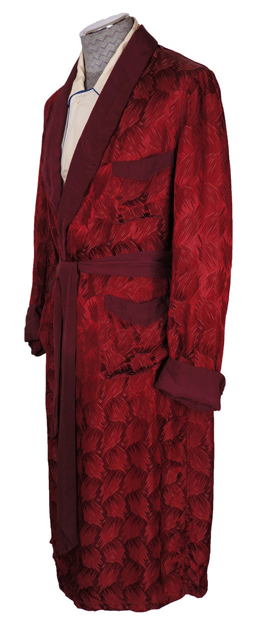 Vintage 50s Mens Dressing Gown Red Satin Leaf Pattern Lounging Robe Size M - Poppy's Vintage Clothing