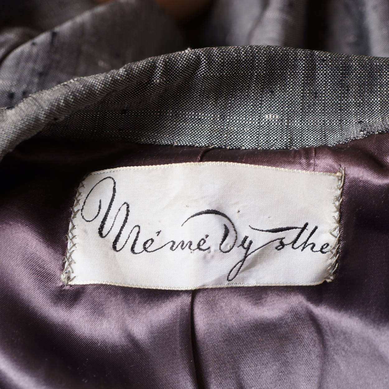 Vintage 1950s Silver Grey Silk Skirt Suit Meme Dysthe Montreal Designer Size M L - Poppy's Vintage Clothing