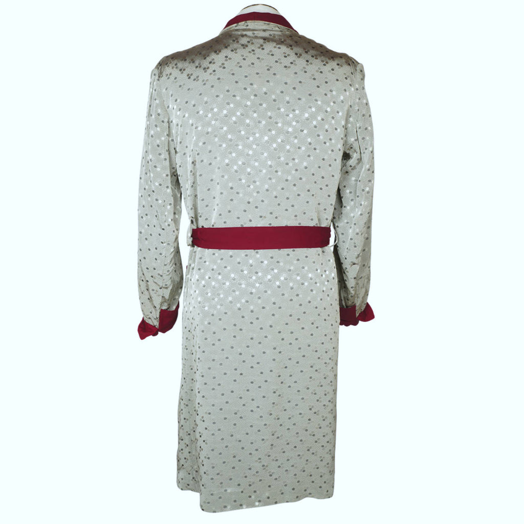 Vintage 1940s Mens Dressing Gown Shiny Silver Grey w Burgundy Trim Size M L - Poppy's Vintage Clothing