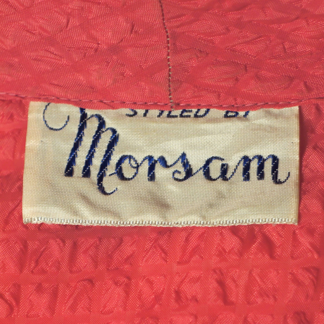 Vintage 1950s Morsam Dressing Gown Pink Lightweight Seersucker Ladies Size L - Poppy's Vintage Clothing