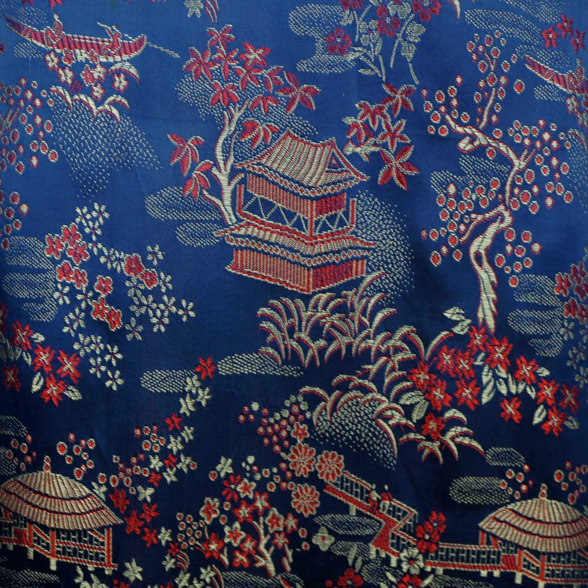 Vintage Dressing Gown Asian Motif Lounging Robe