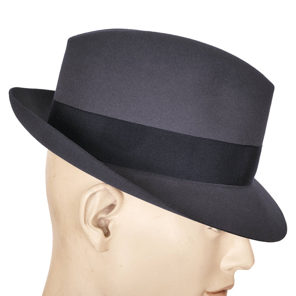 Vintage P and C Habig Fedora 1950s Mens Grey Hat Austria Size Medium 7 1/8 - Poppy's Vintage Clothing