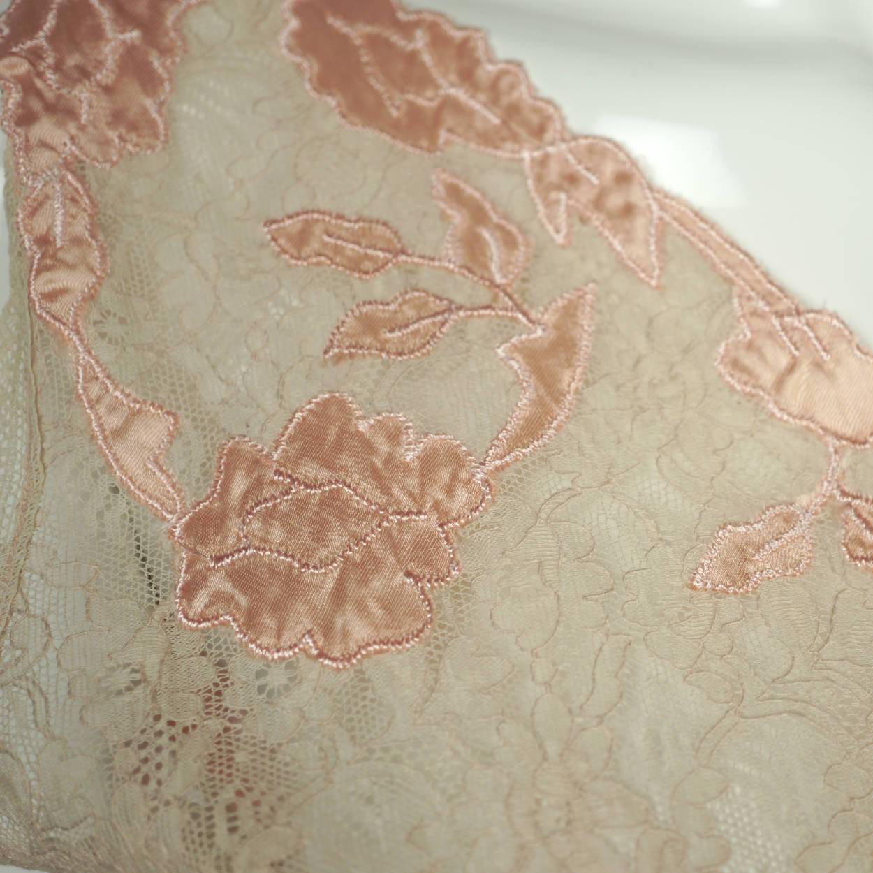 Vintage 1940s Nightie Pink Satin Nightgown with Lace Bodice Size M - Poppy's Vintage Clothing