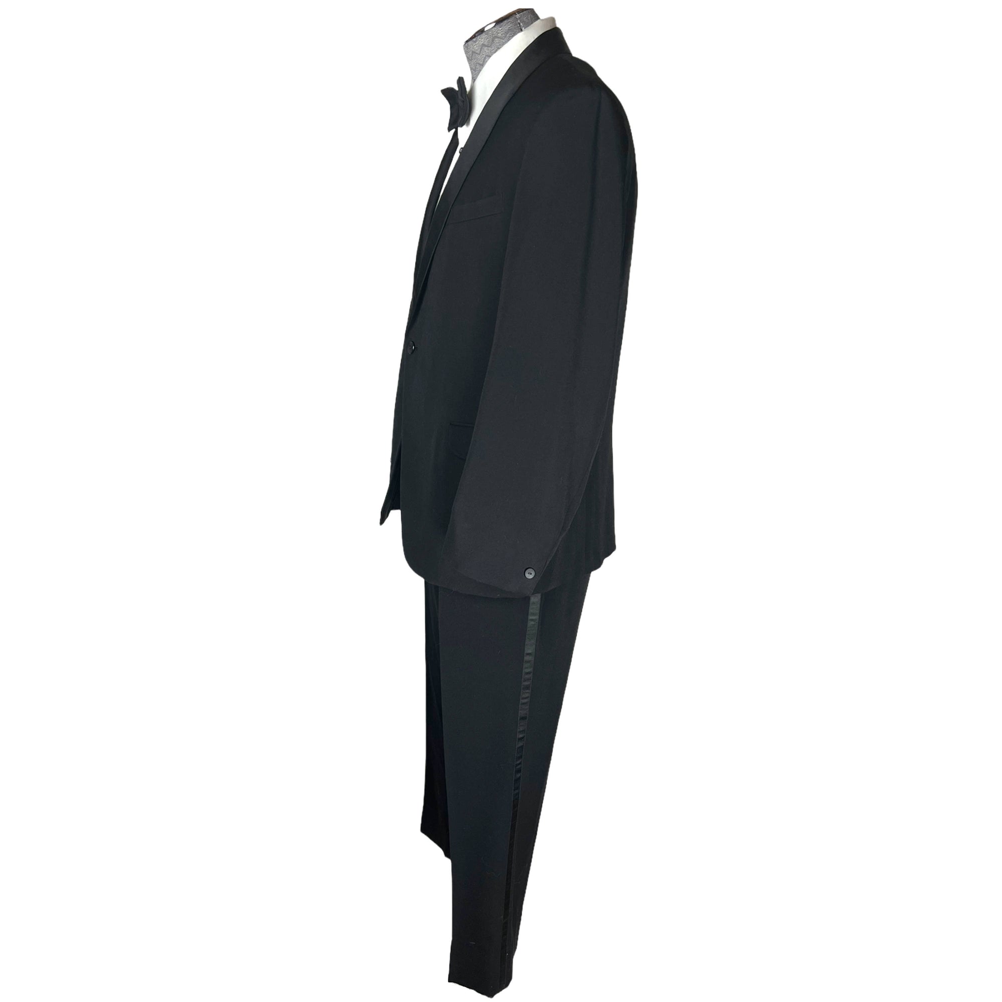 Vintage 1960s Tuxedo Suit 1967 Playboy Brand Sz L