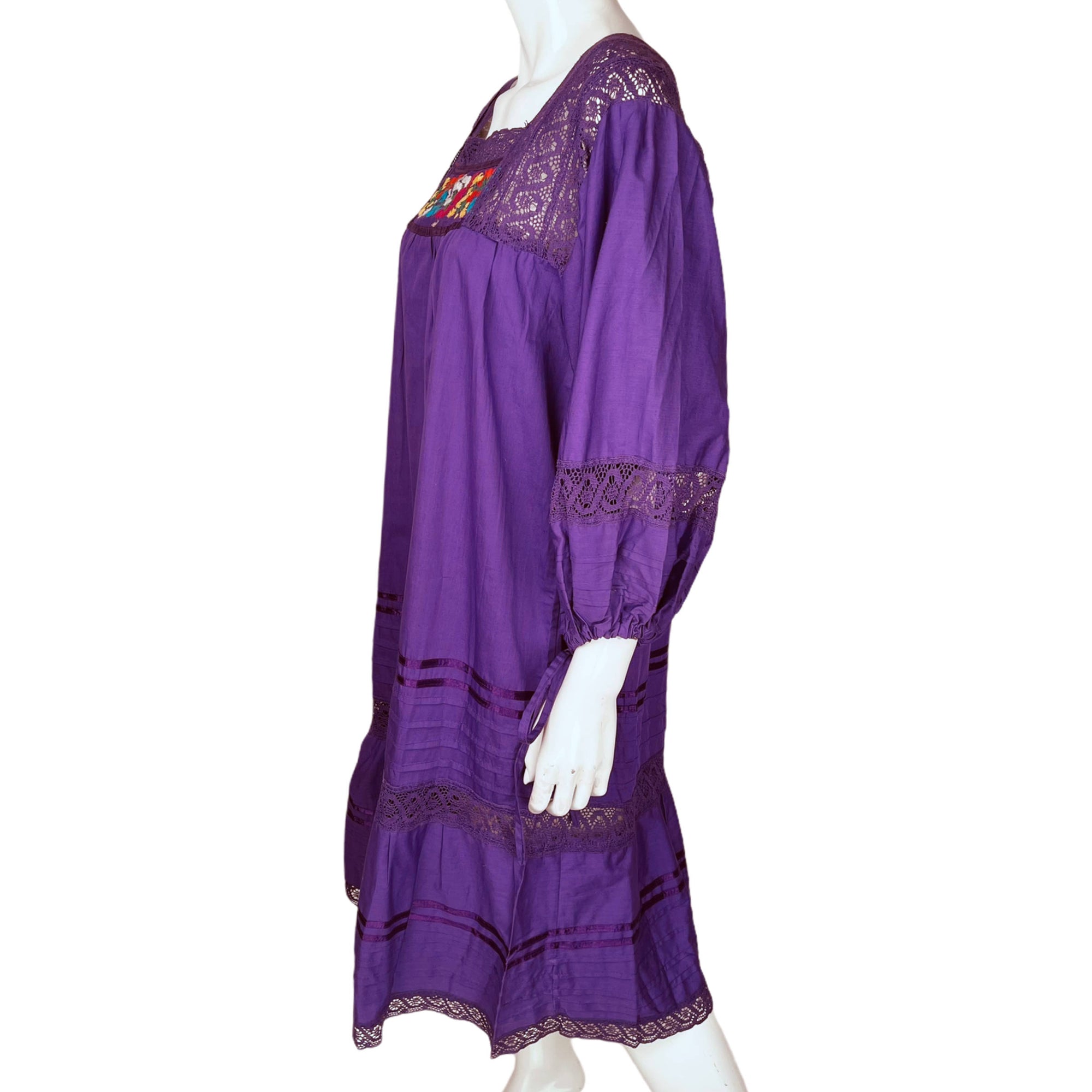 Vintage 70s Mexican Dress Floral Embroidered Purple Cotton