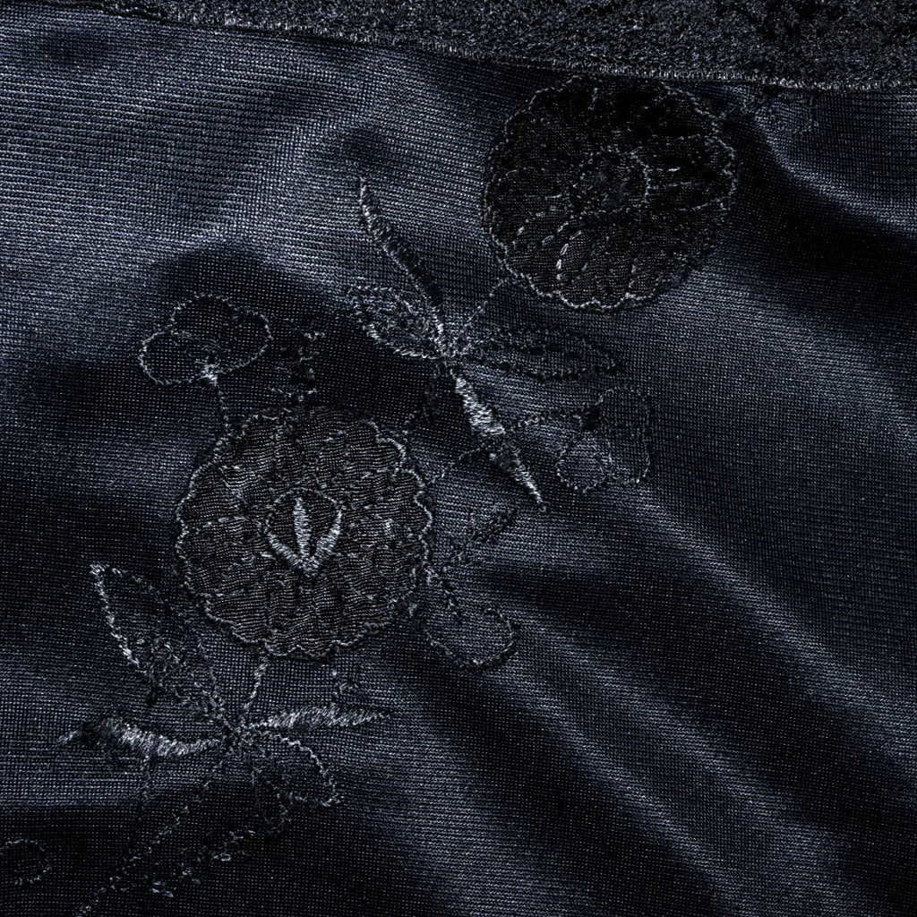 Vintage 1950s Black Nylon Slip with Lace Trim Retimans Canada Size M - Poppy's Vintage Clothing