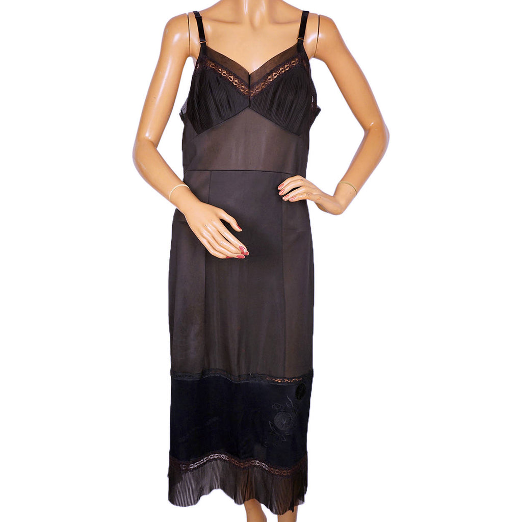reitmans lace dress Pearlman 25