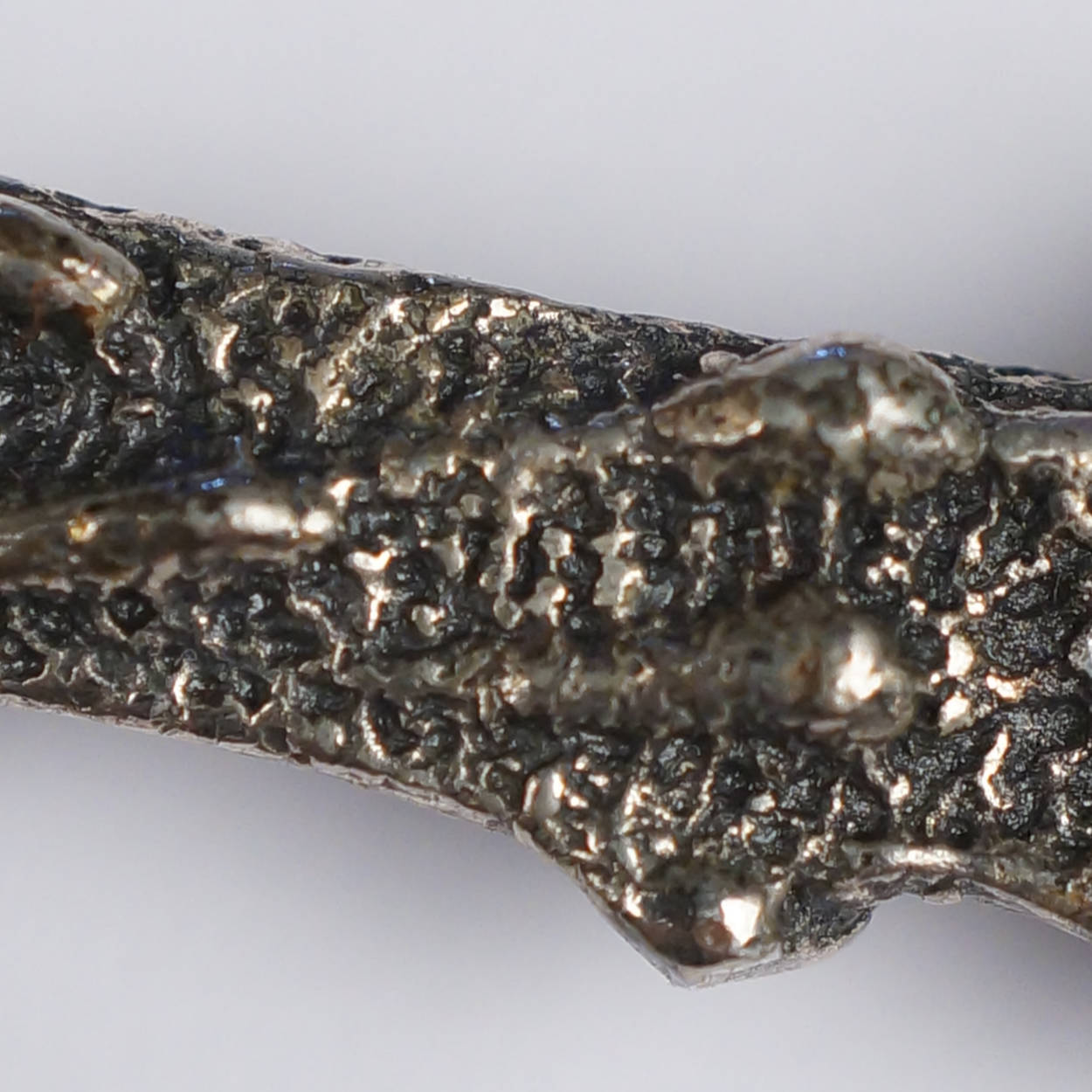 Rare 1970s Modernist Robert Larin Brutalist Necklace - Pewter Collar w Bib Pendant - Poppy's Vintage Clothing