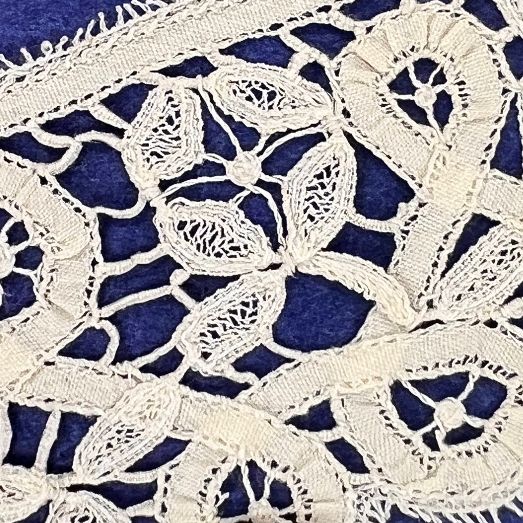 Large Antique Lace Collar Honiton Hand Made Victorian Era
