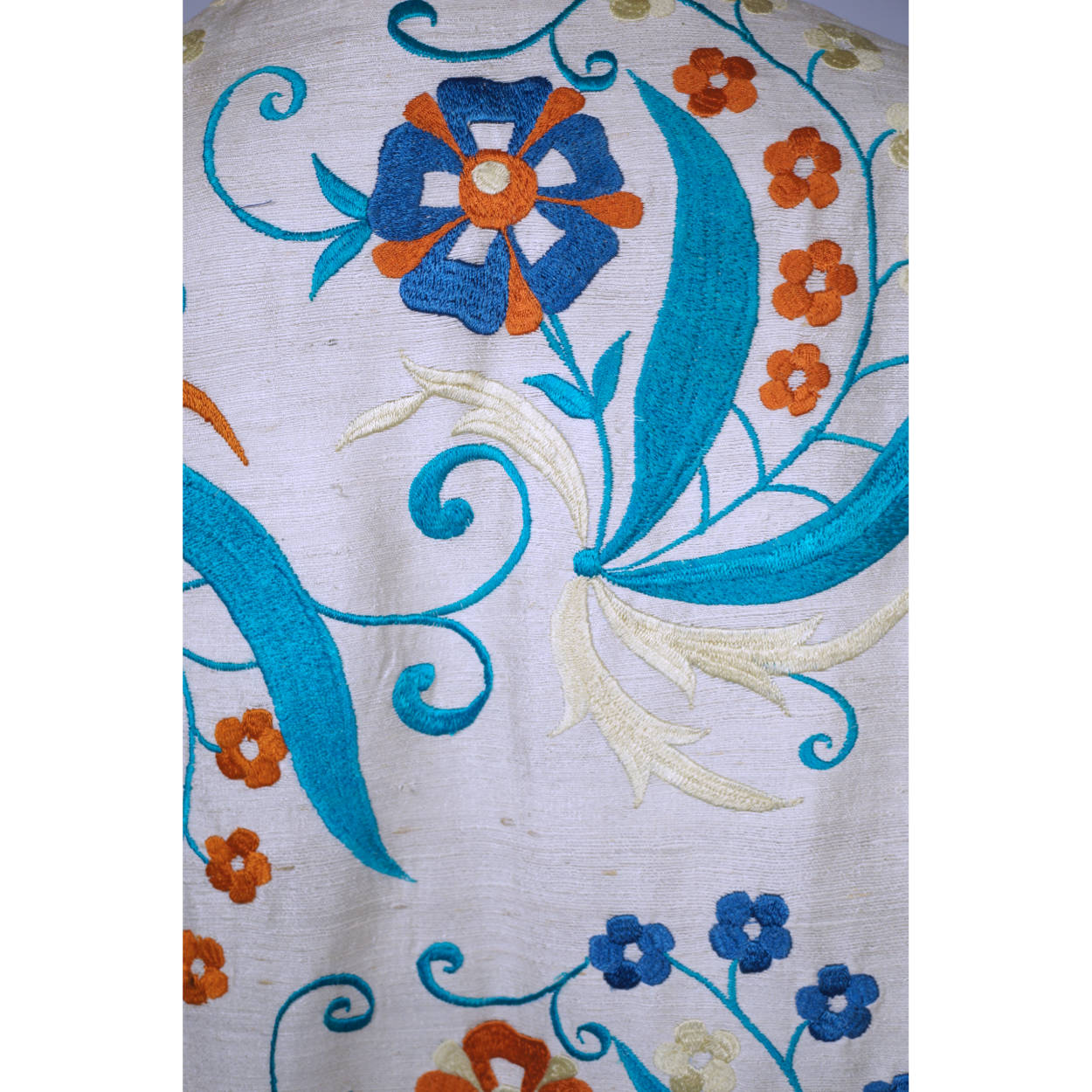 Vintage 1970s Sabina of India Embroidered Silk Long Vest Lord &amp; Taylor Size 16 - Poppy's Vintage Clothing