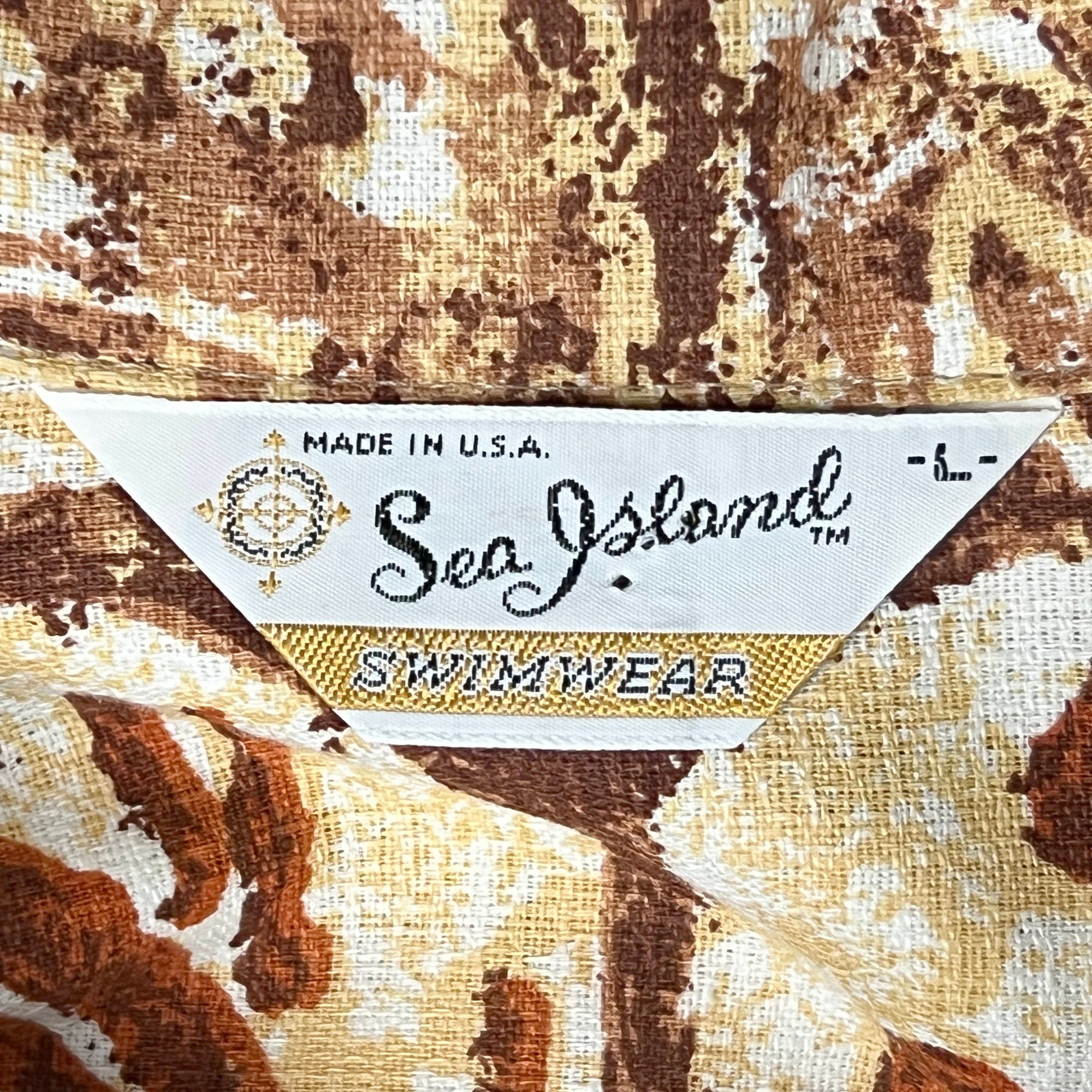 Vintage NOS 1960s Hawaiian Tiki Shirt Sea Island Swimwear L