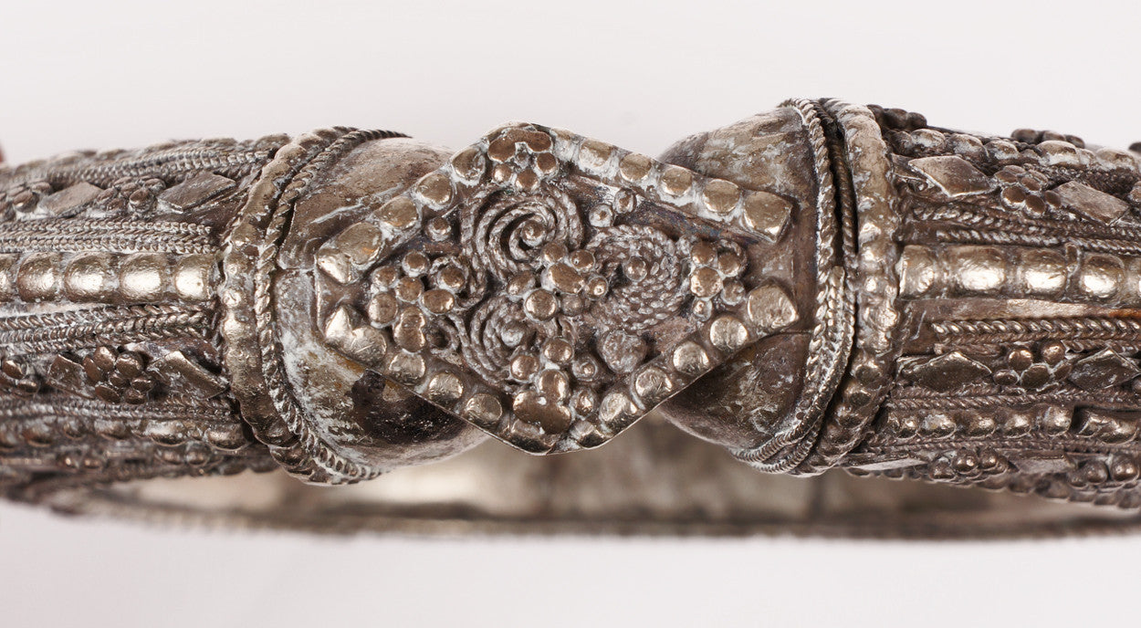 Antique Bedouin Tribal Bracelet Silver Cuff Yemeni Nomad Jewelry - Poppy's Vintage Clothing
