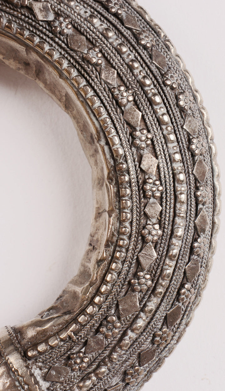 Antique Bedouin Tribal Bracelet Silver Cuff Yemeni Nomad Jewelry - Poppy's Vintage Clothing